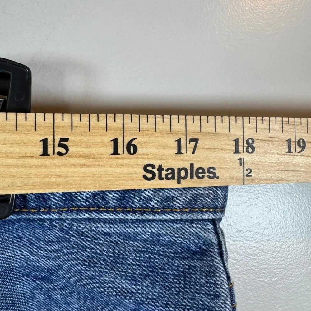 Levis 550 Relaxed‎ Fit Tapered Leg Jeans Mens 36x30 Actual L28 Medium Wash
